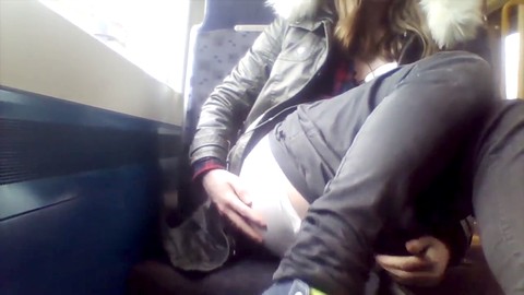 人妖色情, 人妖自慰, 人妖公共场合