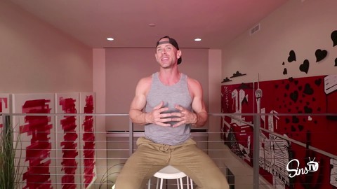 有教育意义的, 金发碧眼, 老板